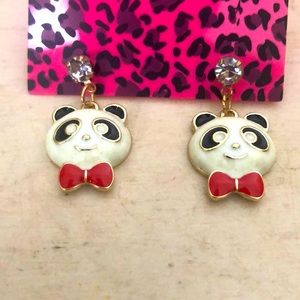 Pandas 🐼 fashion pierce earrings